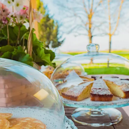 Bed & Breakfast Erika 4*