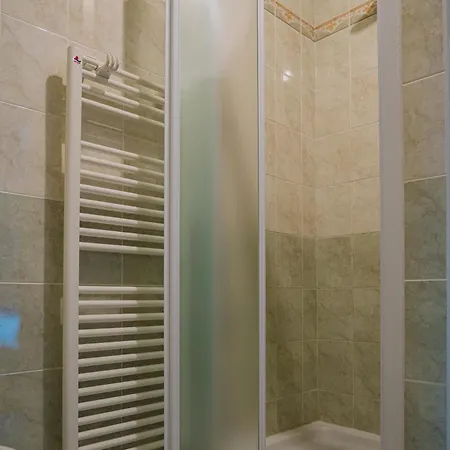 Bed & Breakfast Erika 4*