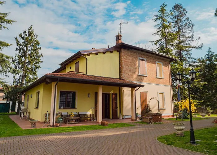 Erika Oda ve Kahvaltı Lugo (Ravenna)